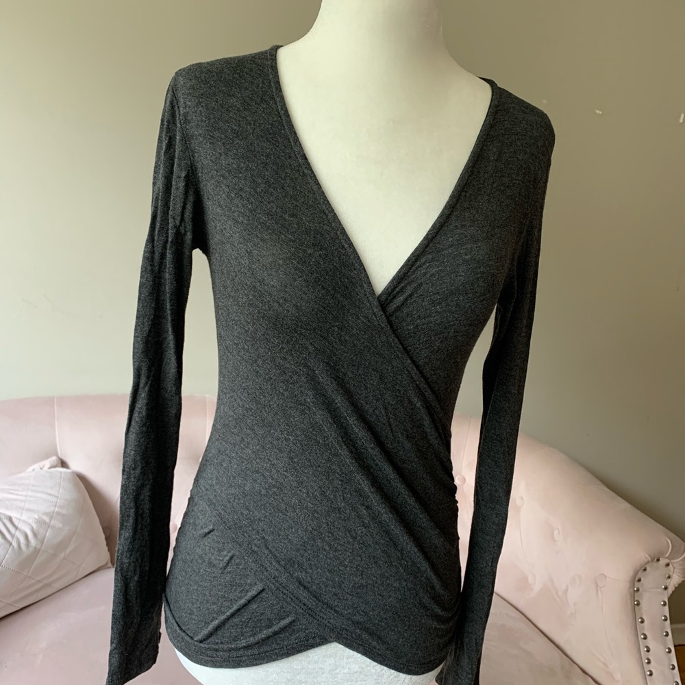 SEVEN SISTERS | Long Sleeve Cross Over Top Grey